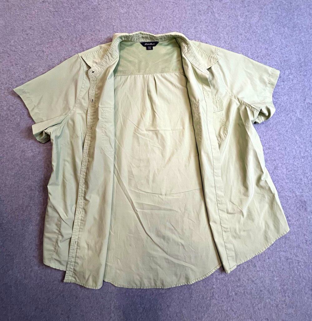 Eddie Bauer Shirt Mens XL Green Solid Short Sleeve Button Up Woven Pockets